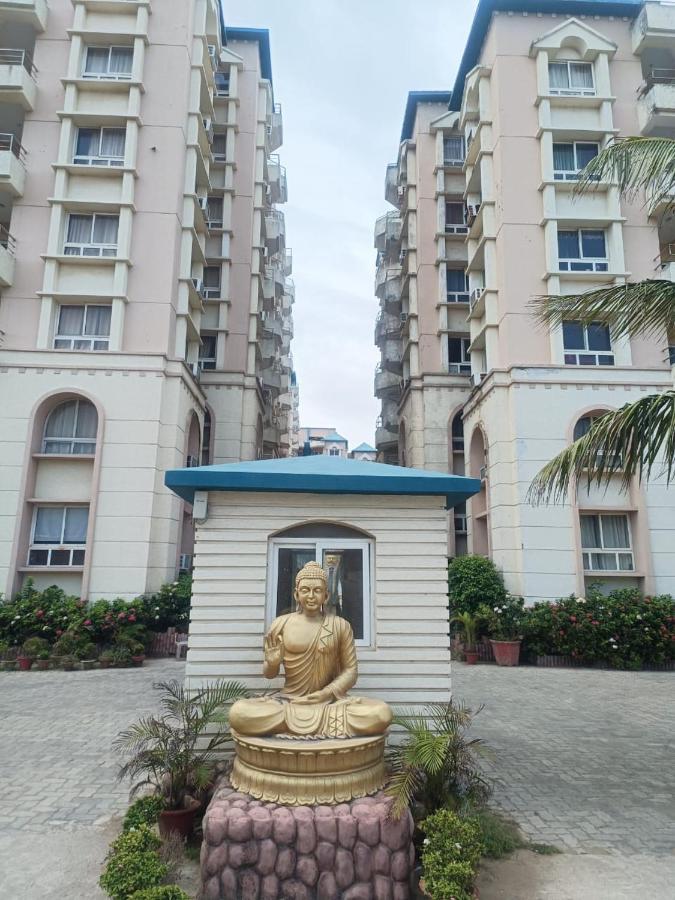 Green Heaven Shree Hotel Puri Exterior photo